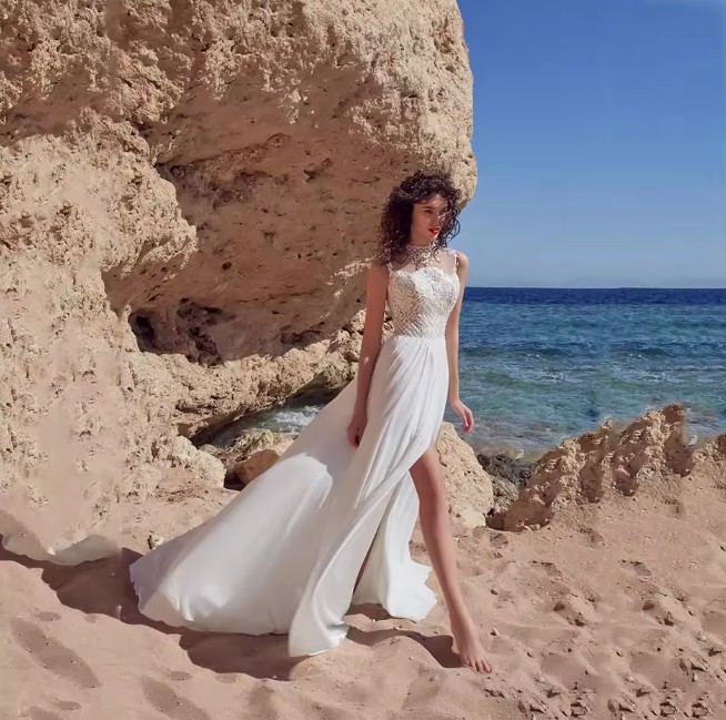  A Linie Boho Style Brautkleid Dinah Ärmellos mit Spitze und Perlen