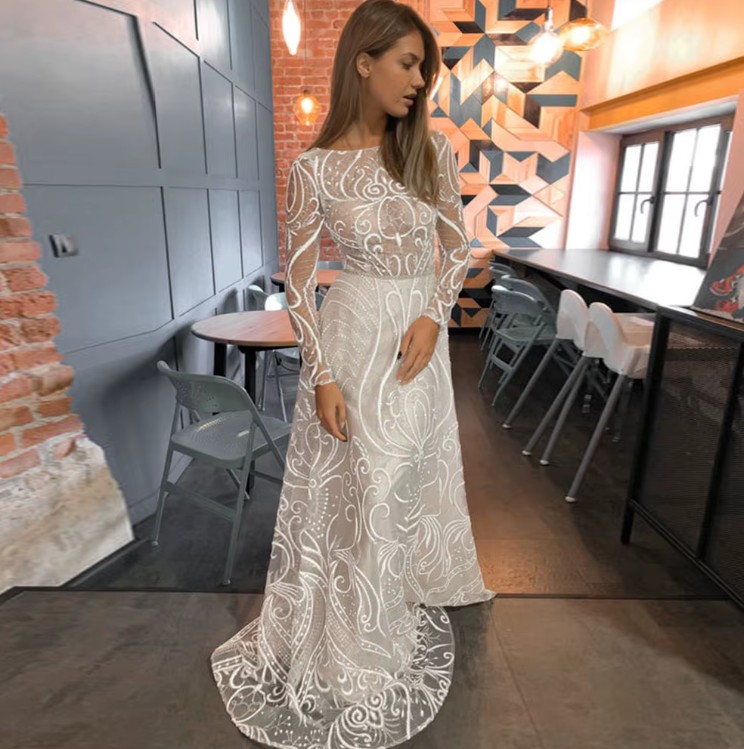 Langarm A Linie Brautkleid Ellen mit Spitze und Pailletten Rückenfrei