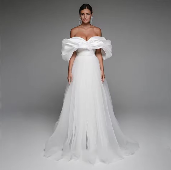 Schulterfreies A Linie Brautkleid Enya Bodenlang
