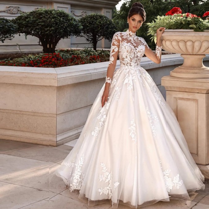  A Linie Prinzessin Brautkleid Eva mit Tattoo Spitze Klassisch