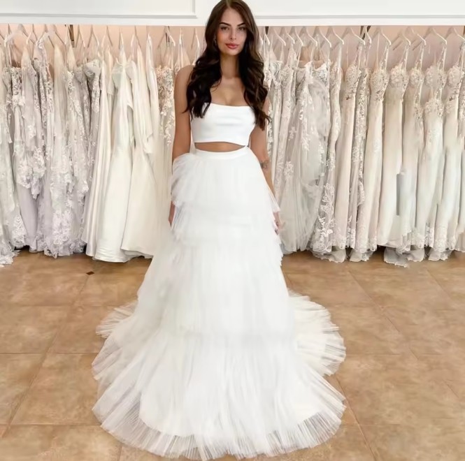 Zweiteiliges Brautkleid Elanie mit Tüll Rock