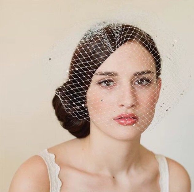 Braut Schleier Eefje Kurz mit Pailletten