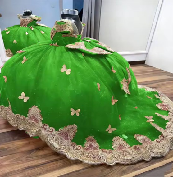 Grünes Prinzessinnen-Blumenmädchenkleid mit Tüll und Schmetterling