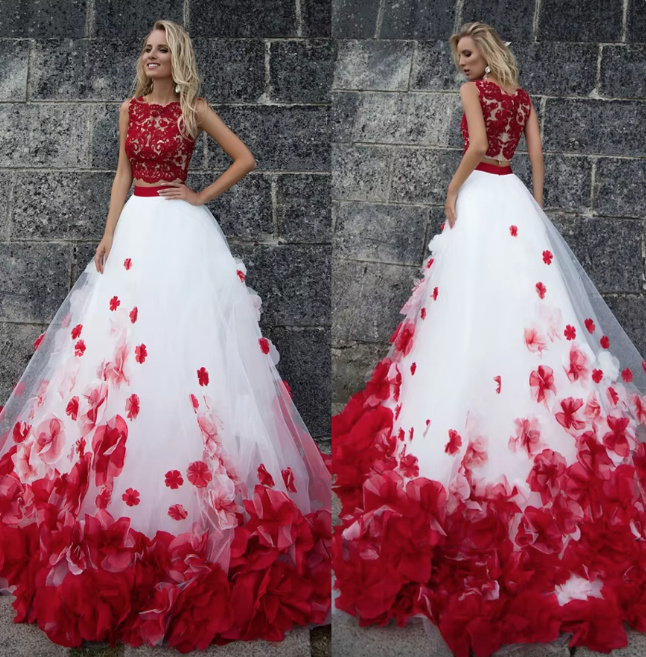 Zweiteiliges Brautkleid Anneli mit Spitze und Blumen in Rot Weiß