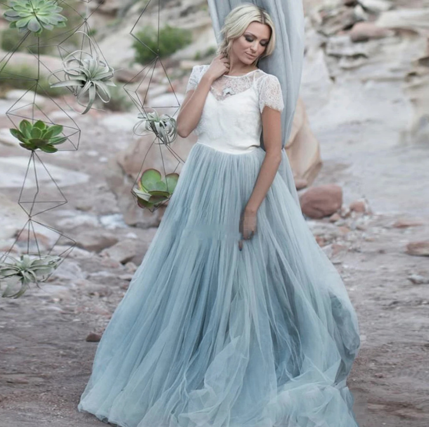 Zweiteiliges Brautkleid Alida mit Tüll Rock Himmelblau Weiß