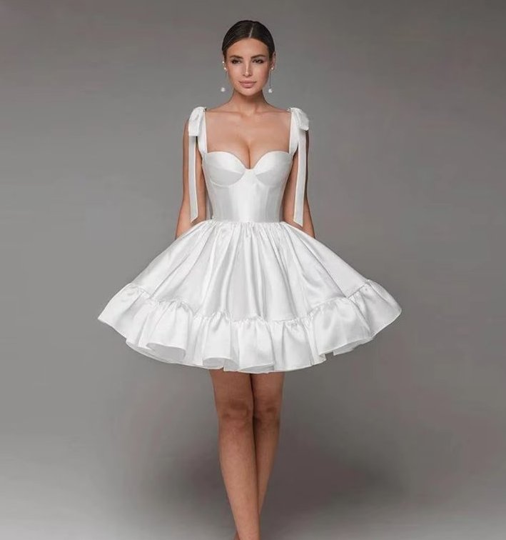 A Linie Brautkleid Ariane Kurz mit Herz Ausschnitt