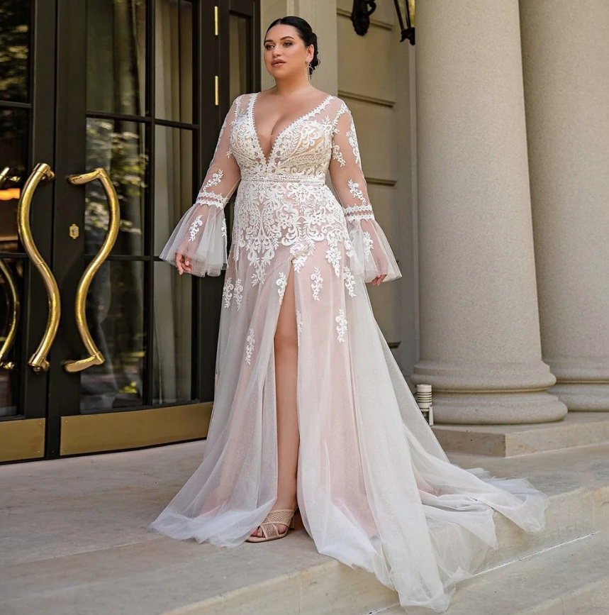 Boho Style Sexy Langarm Brautkleid Annette mit V Ausschnitt und Cut Out