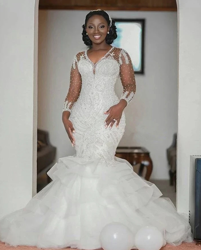 Meerjungfrau Luxus Brautkleid Bethany mit Perlen und Rüschen