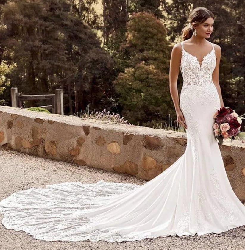 Meerjungfrau Brautkleid Bogumila mit Träger Spitze und Lange Schleppe