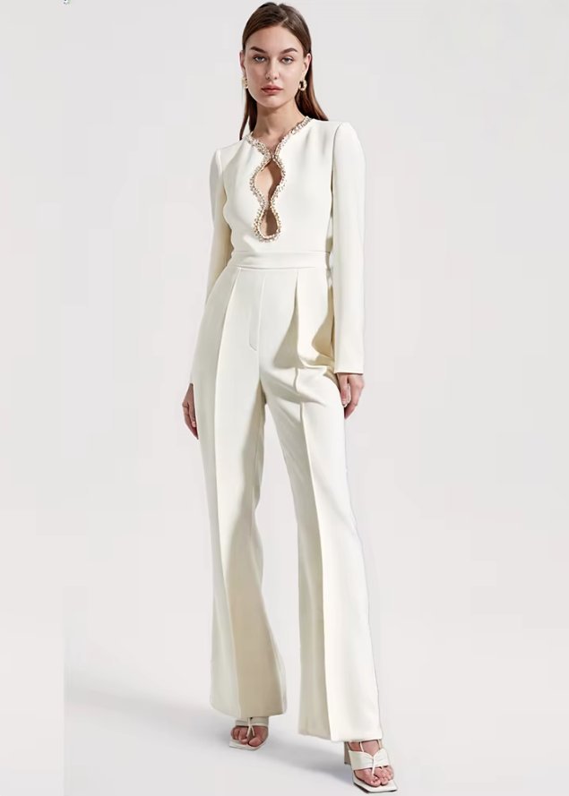 Langarm Braut Einteiler Overall für den Standesamt in Weiß mit Sexy Cut Out Ausschnitt und Pailetten