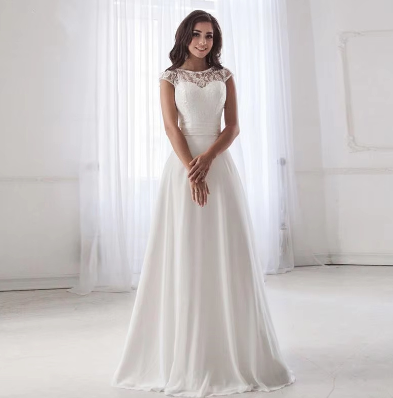 Schlichtes Brautkleid Standesamtkleid Ärmellos mit Spitze