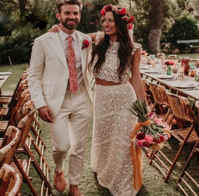 Zweiteiliges Boho Brautkleid Aliya aus Spitze Bodenlang Ärmellos