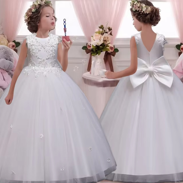 A Linie Blumenmädchenkleid Cara in Weiß mit Blumen Tüll und Spitze