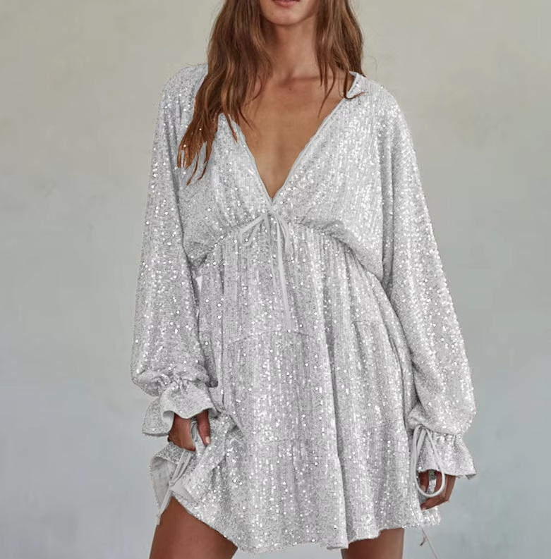 Elegantes Hängerchen Glitzer Kleid Kurz in Weiß