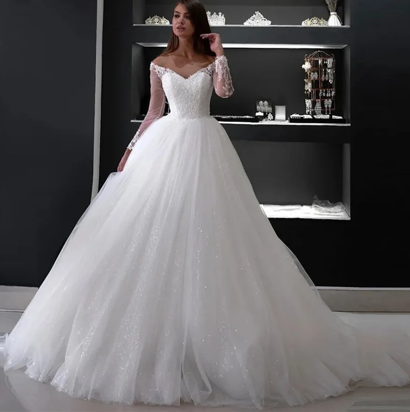 Schulterfreies Langarm Brautkleid Alessa mit Tattoo Spitze und Schleppe