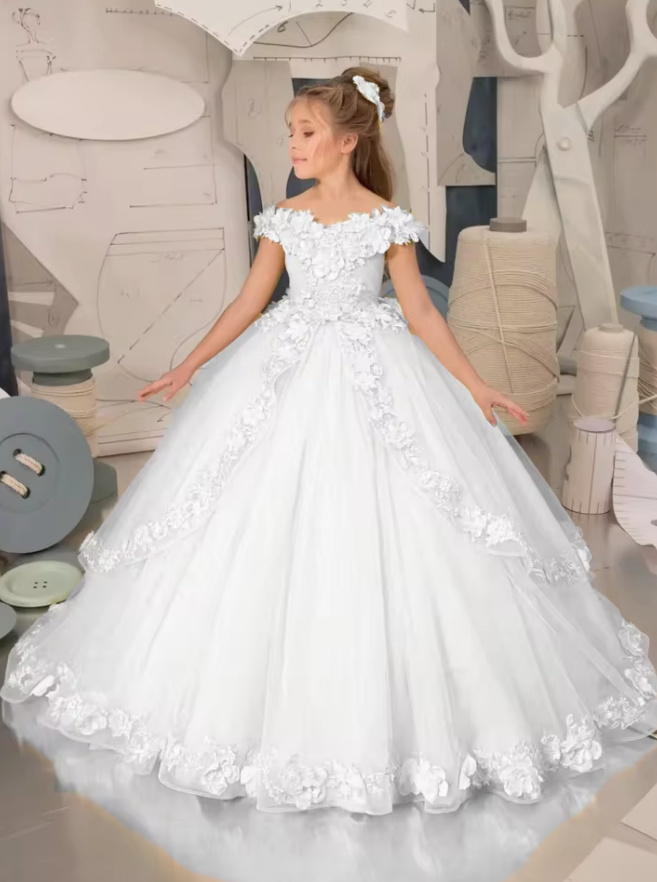 A Linie Prinzessin Blumenmädchen Kleid Ejla mit Blumen Spitze in Weiß