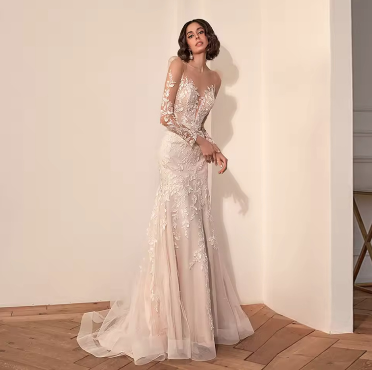  Langarm Fit and Flare Brautkleid Cathlin mit ärmeln aus Spitze und Pinselschleppe