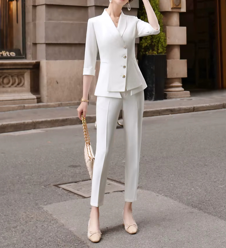 Eleganter Hosenanzug Cara für die Braut mit Dreiviertel Ärmel in Weiß