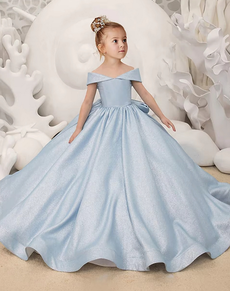 Schulterfreies Prinzessin Blumenmädchen Kleid Conny Himmelblau mit Schleife