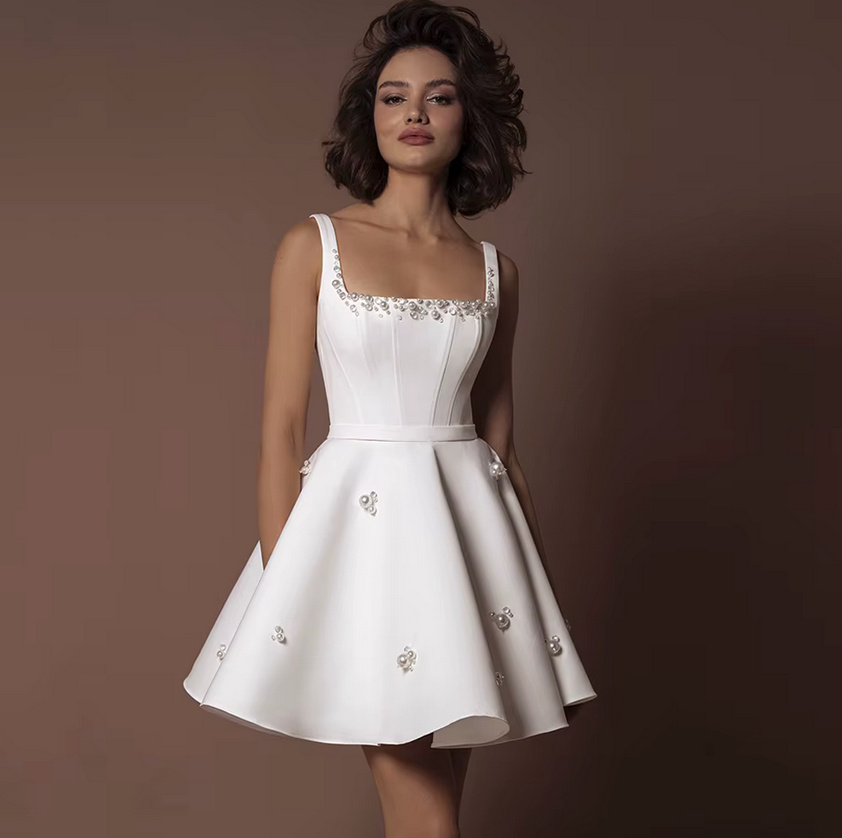 Kurzes A Linie Brautkleid 2025 Darya mit Perlen Applikationen
