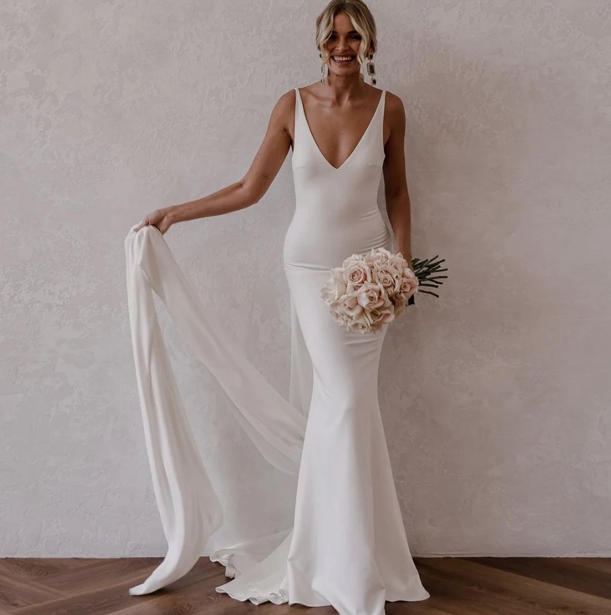 Sexy Meerjungfrau Brautkleid Ana mit Pinselschleppe und Rückenausschnitt