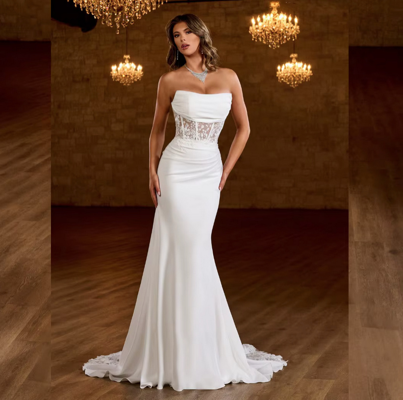 Schulterfreies Brautkleid 2025 Davide mit Lingerie Oberteil und Schleppe