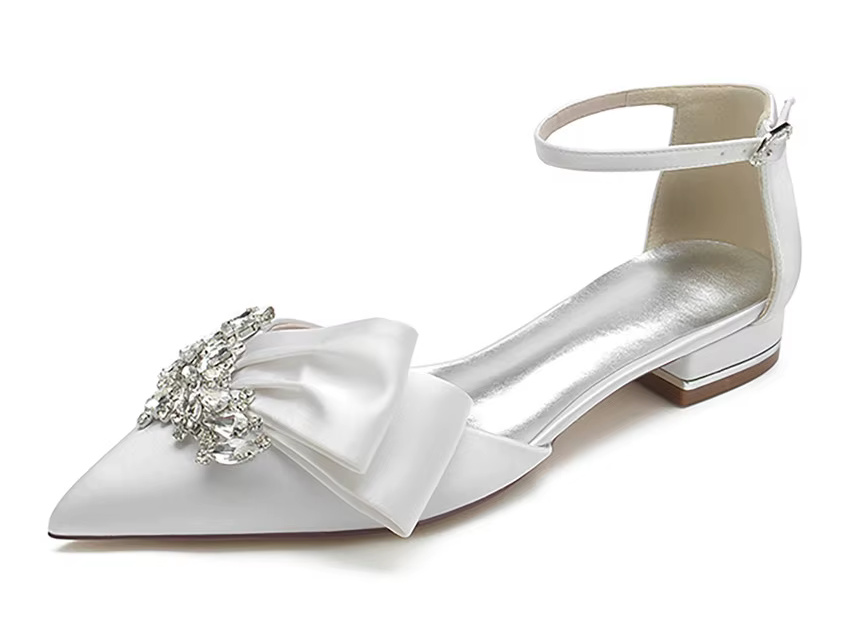 Elegante Satin-Flats mit Strass & Knöchelschnalle – Spitze Hochzeitsschuhe für Damen – Flache Sandalen für Brautjungfern, Abschlussball & Hochzeit