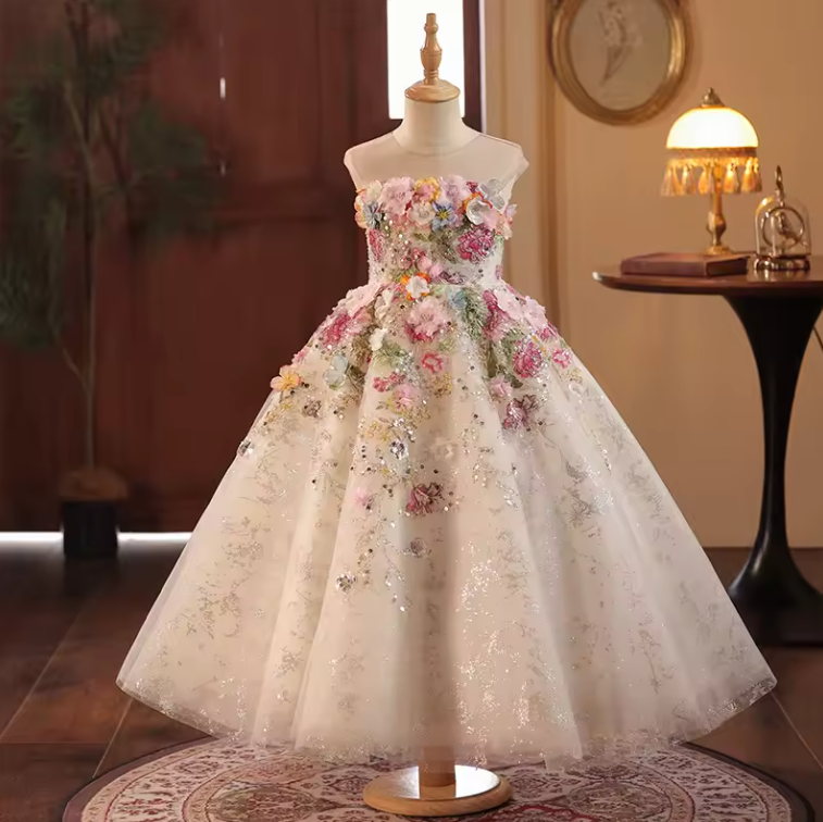 A Linie Blumenmädchen Kleid Deloris in Ivory mit Bunte Blumen