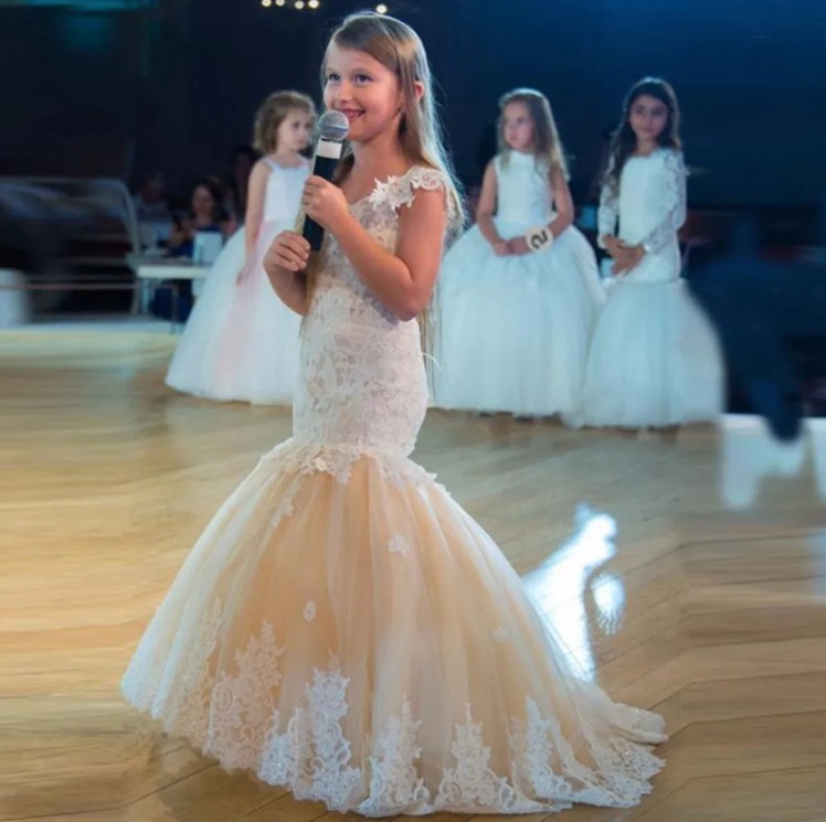 Meerjungfrau Blumenmädchen Kleid Donatella in Champagne